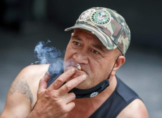 Nova Zelândia aprova proibição do cigarro para futuras gerações
