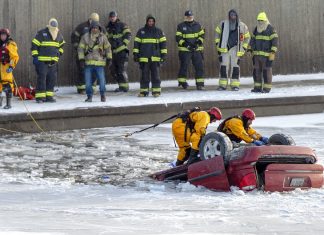 EUA enfrentam onda de frio e neve; veja FOTOS
