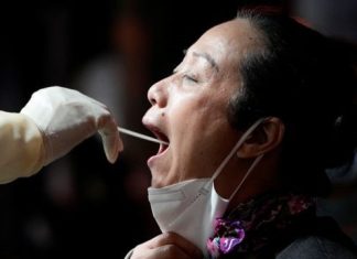China encerra uso de app anticovid que rastreia viagens