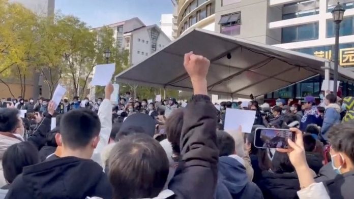 estudantes-protestaram-na-principal-universidade-da-china