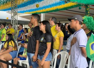 Torcedores cantam hino com Seleção Brasileira em dia de jogo contra Croácia em Boa Vista; FOTOS