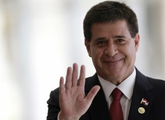 Tesouro dos EUA sanciona ex-presidente do Paraguai e atual vice-presidente, cita corrupção