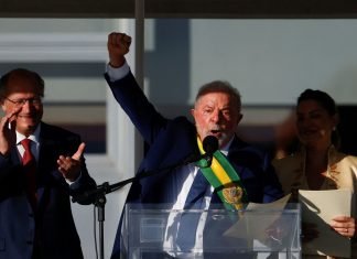 Deputado italiano critica governo de Giorgia Meloni por não enviar representante à posse de Lula