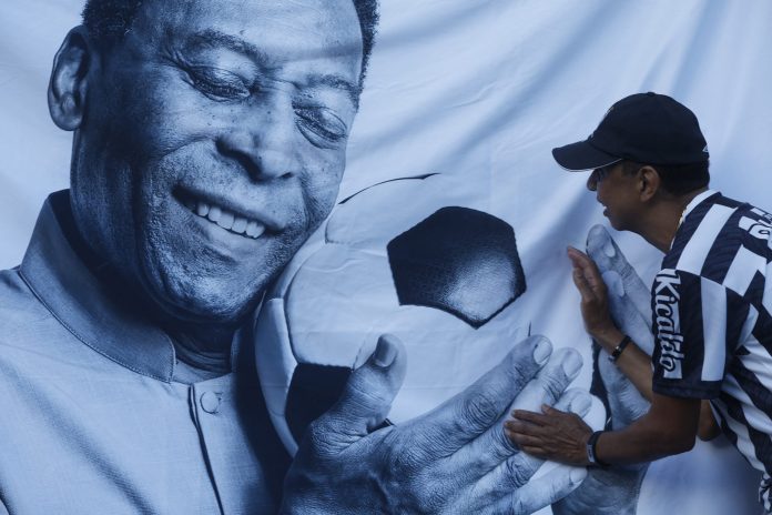 2023-01-02t214330z-428902482-up1ej121ocger-rtrmadp-3-soccer-pele-wake-scaled