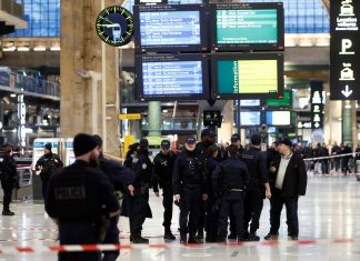 Homem com faca deixa seis pessoas feridas em estação de trem de Paris