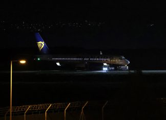 Avião da Ryanair é escoltado por caças até Atenas após ameaça de bomba