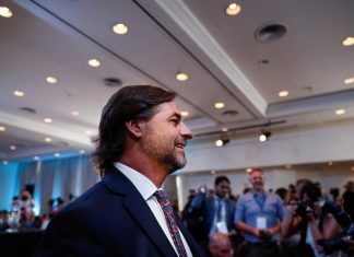 Presidente do Uruguai, que se encontra com Lula na quarta, critica países em encontro de líderes