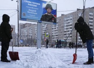 Rússia proíbe uso de celulares, tablets e barba a seus soldados
