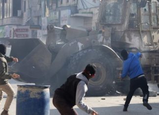 O temor de escalada de violência entre Israel e palestinos após ataque a campo de refugiados