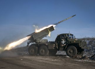Rússia diz ter conquistado cidade de Soledar após uma das batalhas mais sangrentas na Ucrânia