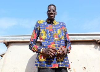 O homem que não para de crescer e sonha em se tornar o mais alto do mundo