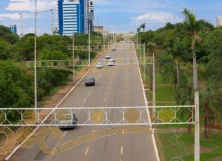 Luzes natalinas vão iluminar avenidas de Palmas a partir de sexta-feira (5); veja programação