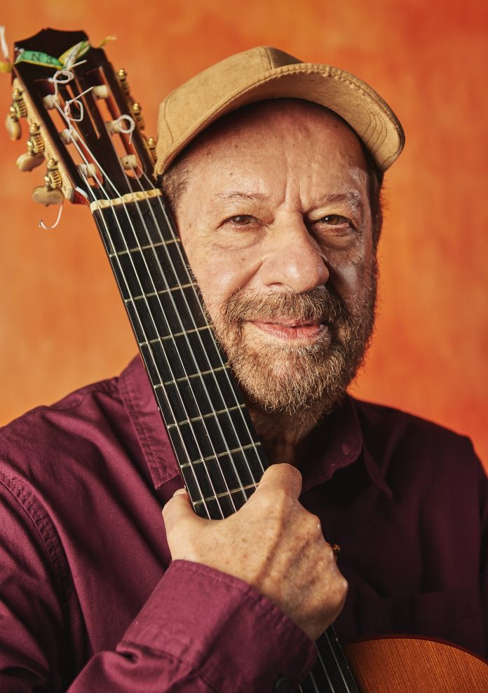 joao-bosco-boca-cheia-de-frutas-foto-victor-correa.jpg-1-