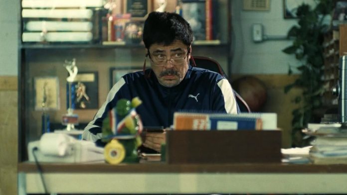 1-one-battle-after-another-benicio-del-toro-jpg-38606090