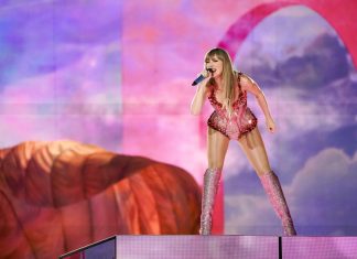 Taylor Swift registra marcas para sua voz e imagem em meio a preocupações com IA