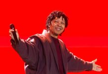 Djavan inclui alguns ‘lados B’ no roteiro (inteiramente autoral) de sucessos do show de 50 anos de carreira do artista