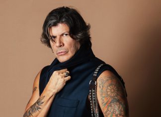 Paulo Ricardo grava show ‘Reinventar’ na estreia em São Paulo com roteiro parecido com o da turnê anterior ‘XL’…