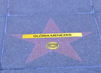 Glória Menezes entrou para a ‘Calçada da Fama’ dos Estúdios Globo na semana passada