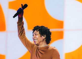 Djavan tem vida e obra correlacionadas na biografia ‘Dizem que o amor atrai’
