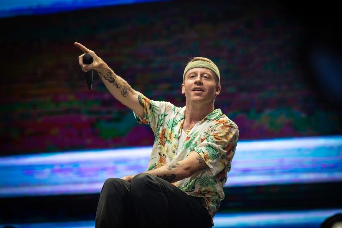 macklemore-q98a0733-