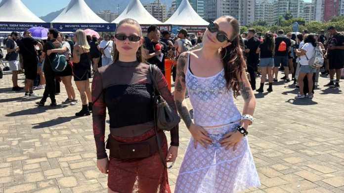mariana-e-gabriele-cortada